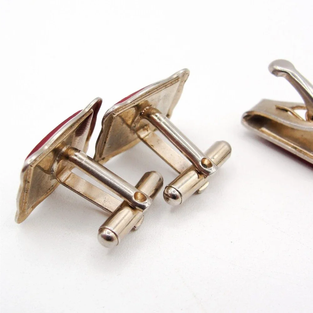 Vintage Silver Tone Red Lucite Horse Head Cufflinks Tie Bar Clip Set Equestrian
